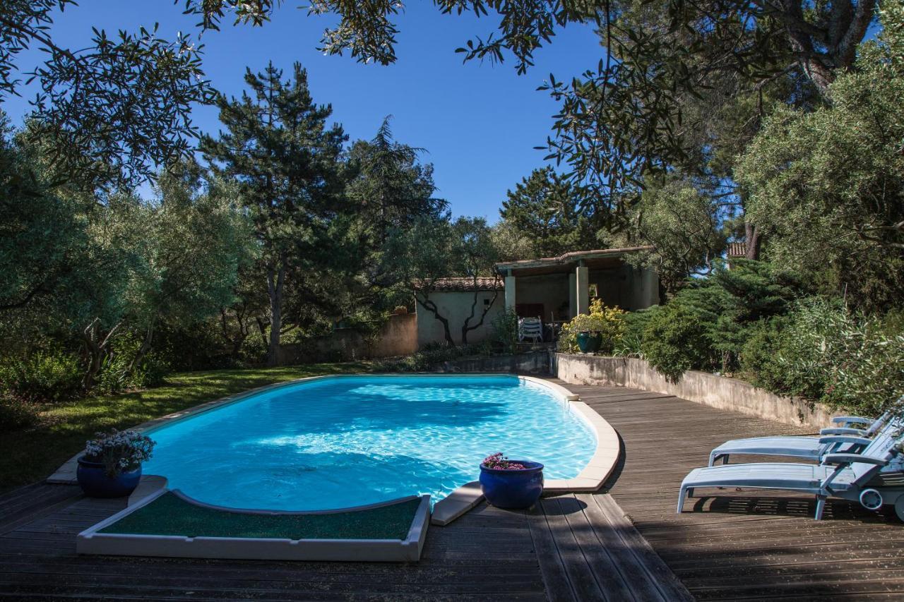 Aramon Chambre D'Hote "Avignon" מראה חיצוני תמונה